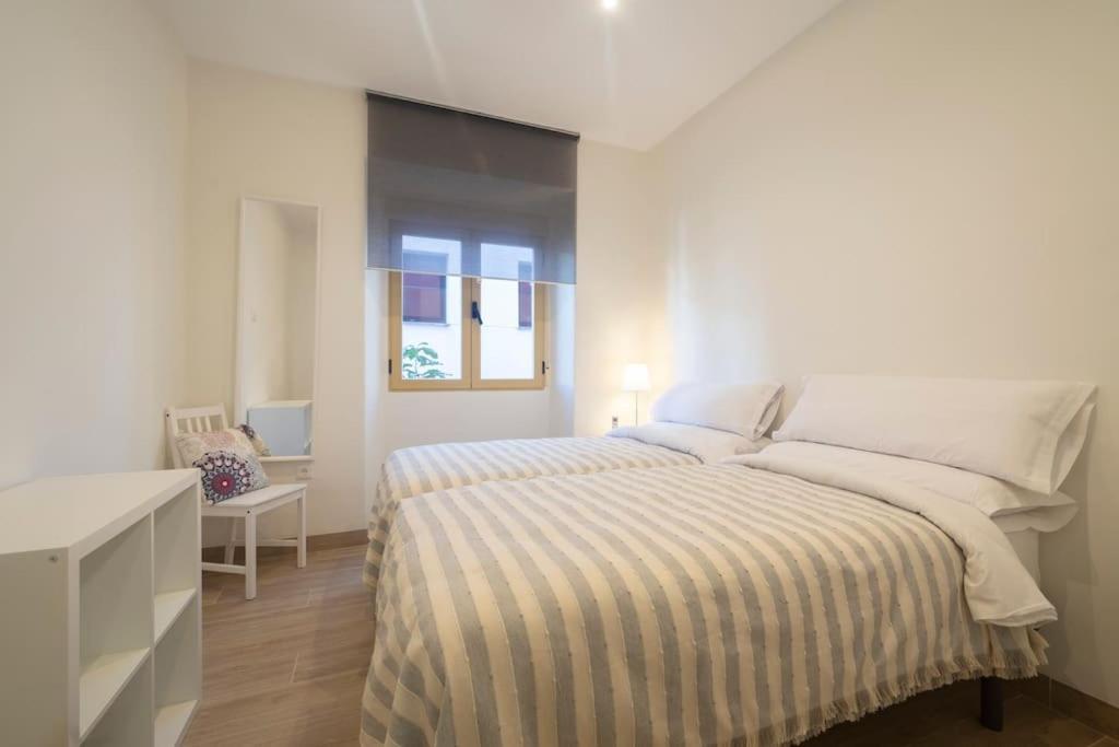 Hogar Del Lirio Apartment Granada Exterior foto