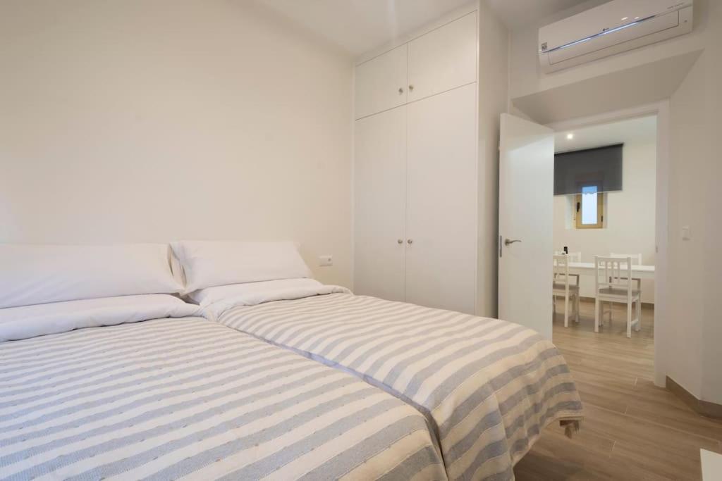 Hogar Del Lirio Apartment Granada Exterior foto